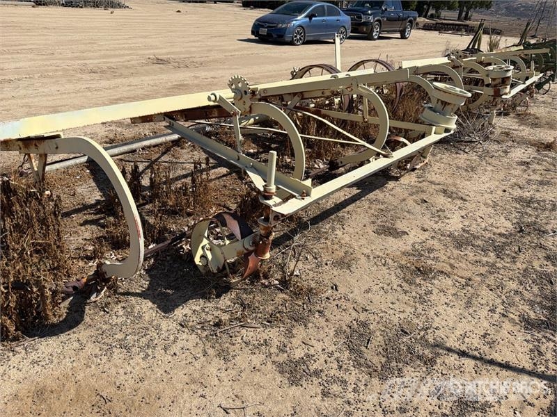 13 ft Pull Behind Landscaping Rake Muud põllumajandusmasinad