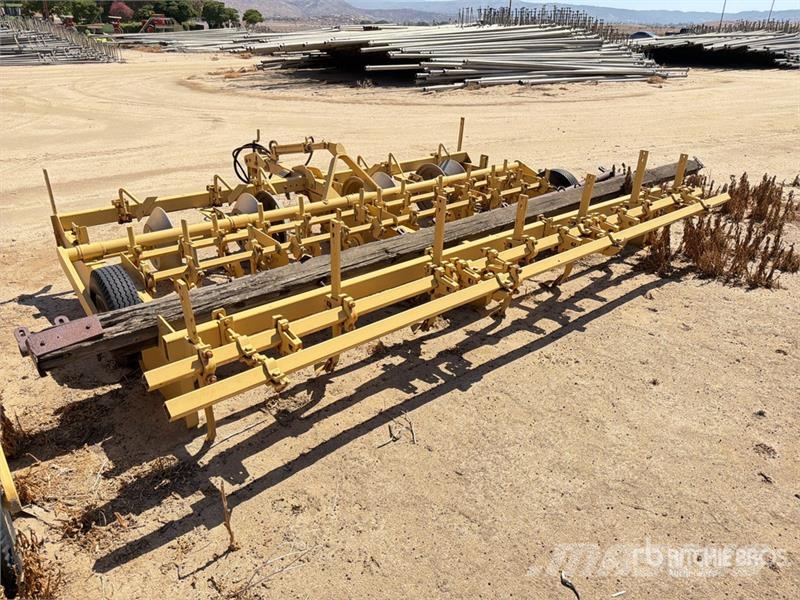 13 ft Row Maker Сільгосптехніка - Інші