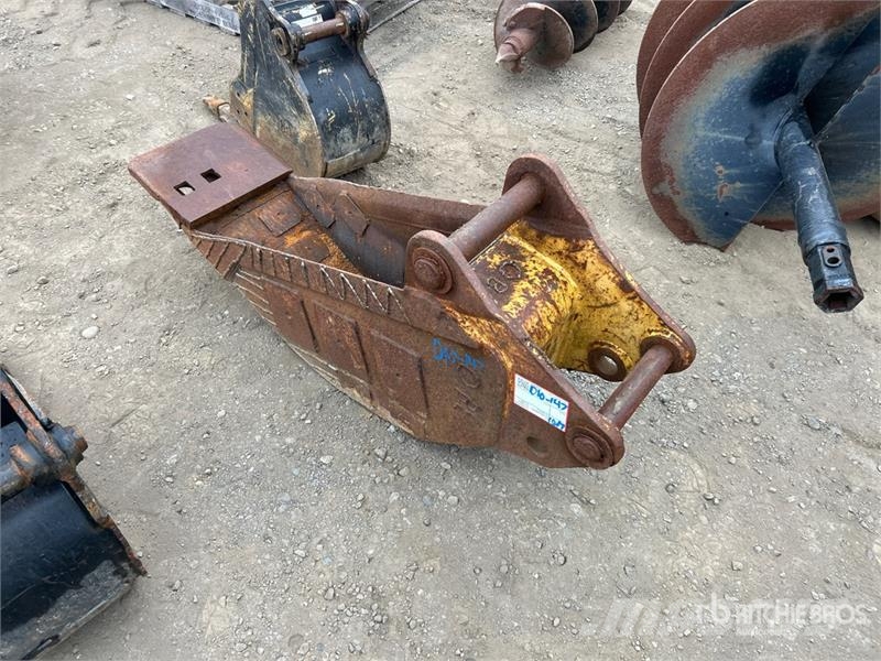 13 in Cleanup Excavator Bucket Ковши