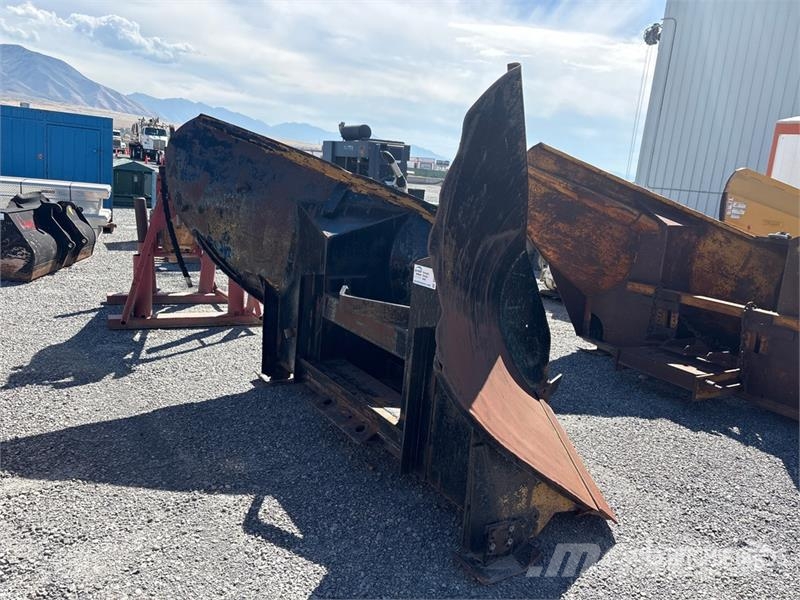 137 in Motor Grader V Plow Drugi deli