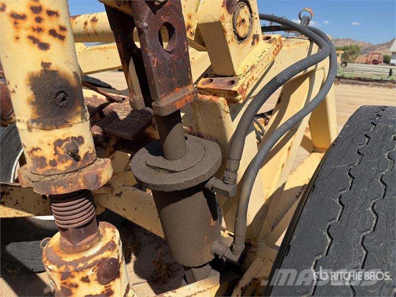 14 ft 7 Shank Ripper Other tillage machines and accessories