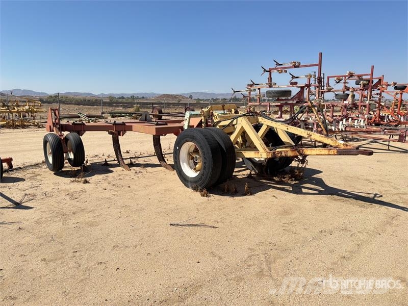 14 ft 7 Shank Ripper Other tillage machines and accessories