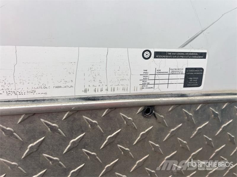 14 ft T/A Enclosed Trailer Prikolice zabojniki