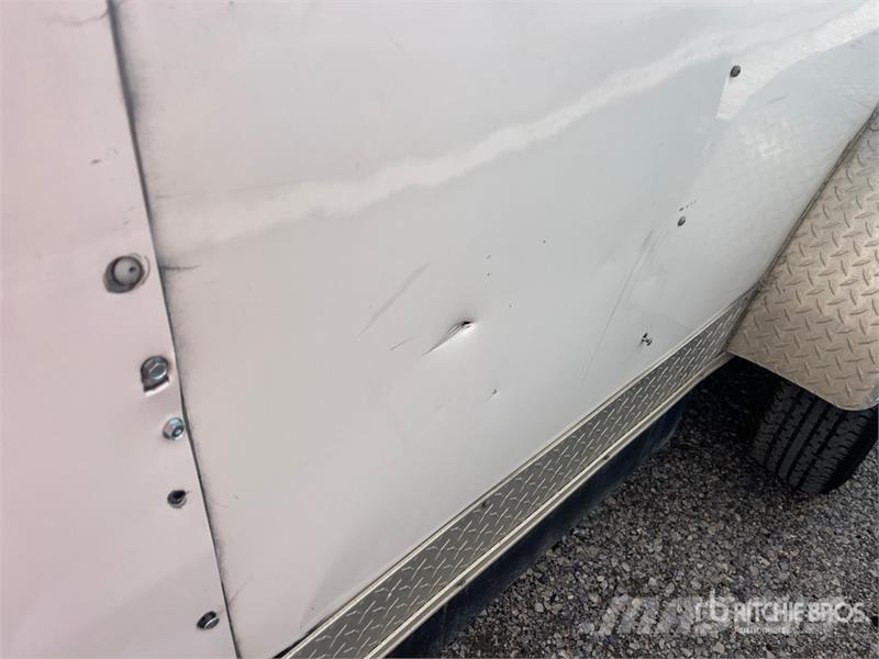 14 ft T/A Enclosed Trailer Prikolice zabojniki
