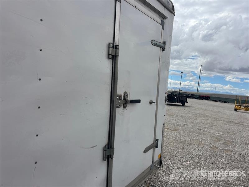 14 ft T/A Enclosed Trailer Prikolice zabojniki