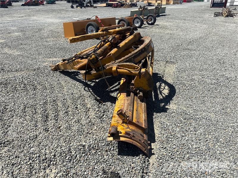 142 in Motor Grader Blade Πτερύγια