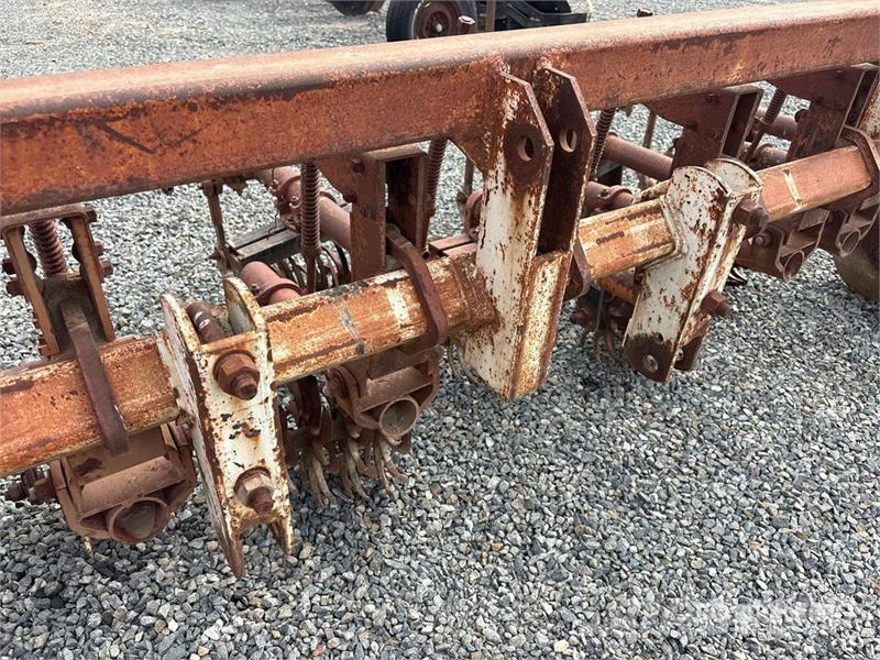 16 ft 2 in 3-Point Cultivator Outras máquinas agrícolas