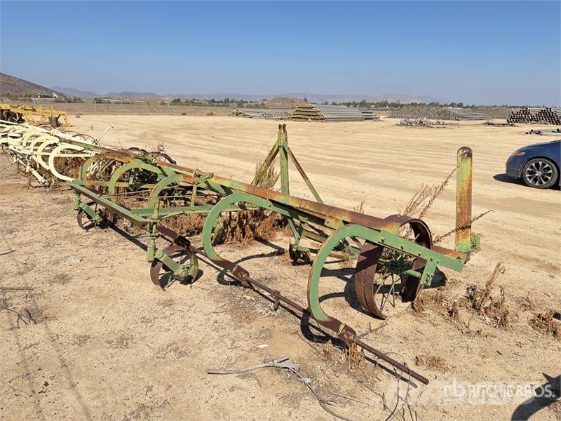 16 ft Pull Behind Landscaping Rake Muud põllumajandusmasinad