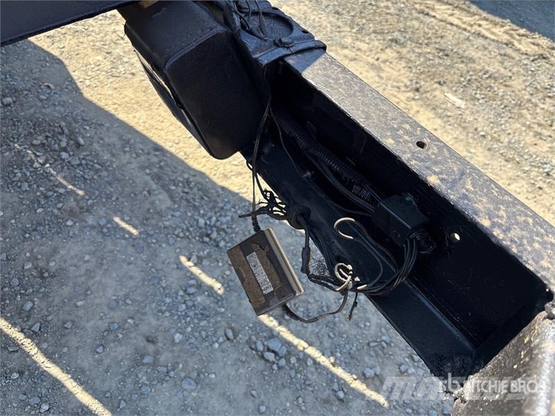  16 ft T/A Equipment Trailer Prikolice za prevoz vozil