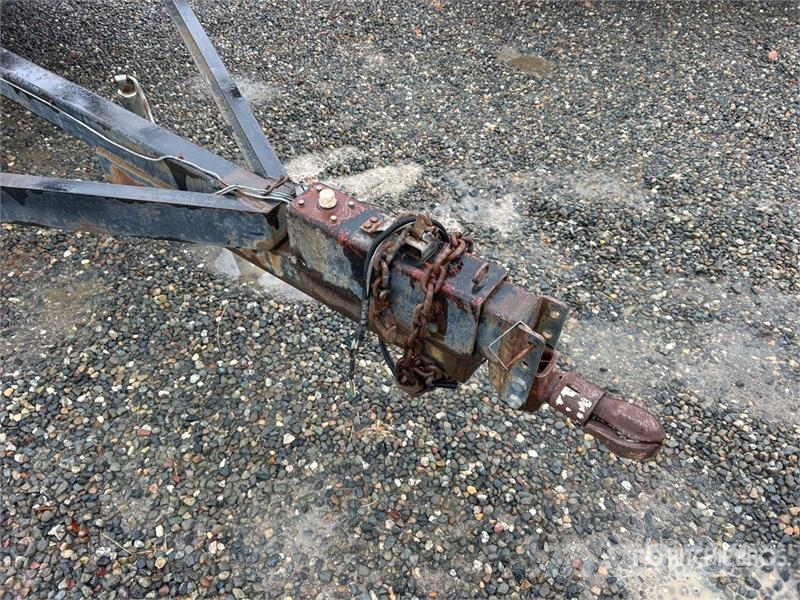  16 ft T/A Equipment Trailer مقطورات مركبات نقل