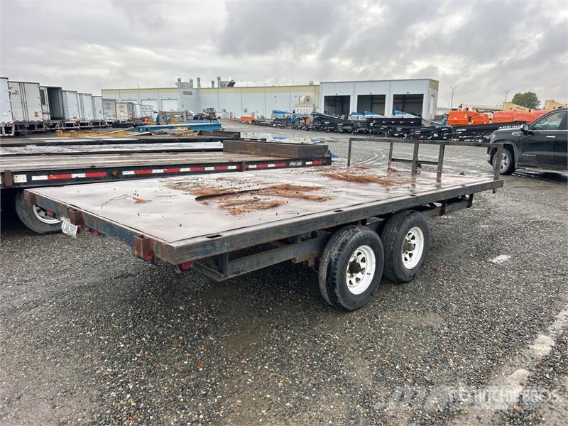  16 ft T/A Equipment Trailer مقطورات مركبات نقل