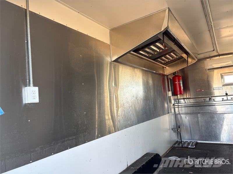  16 ft T/A Food Concession Trailer Otros remolques