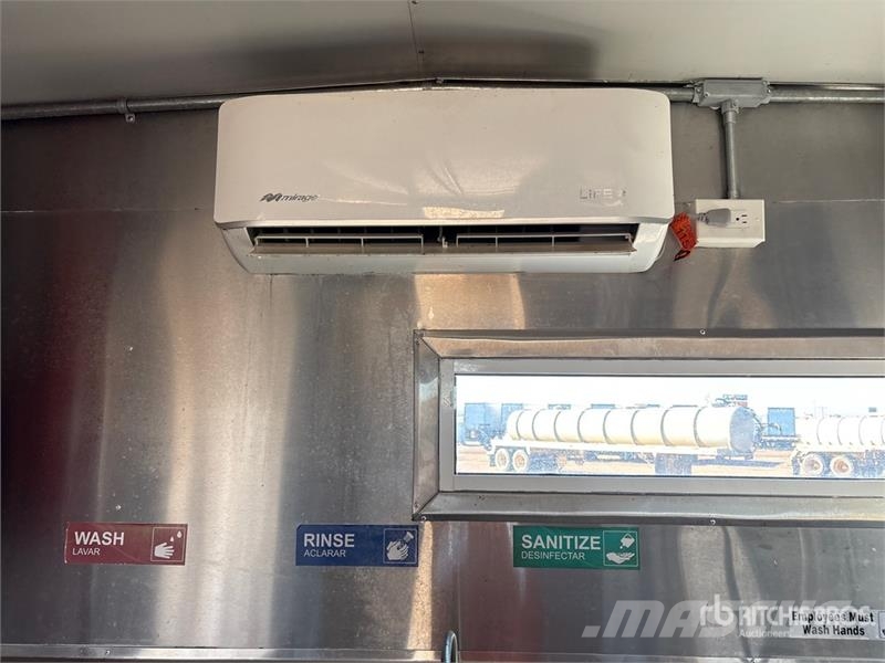  16 ft T/A Food Concession Trailer Otros remolques