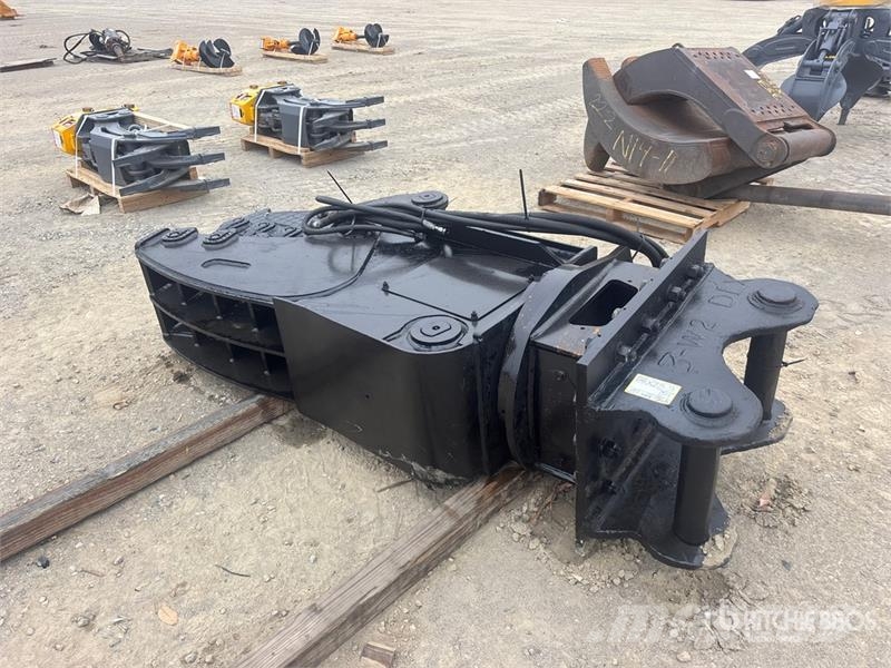  16 in Demolition Pulverizer Trituradoras