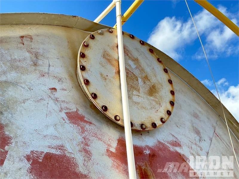  16000 gal Water Tank Fuel and additive tanks