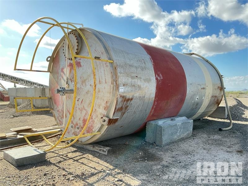  16000 gal Water Tank Fuel and additive tanks