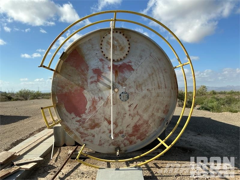  16000 gal Water Tank Fuel and additive tanks