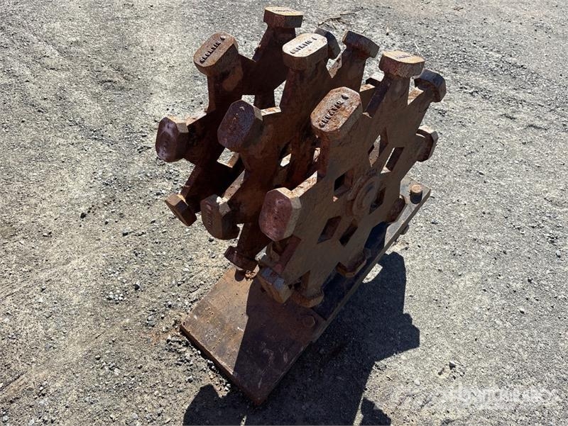  17.5 in Excavator Compaction Wheel Otros componentes