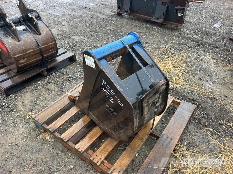 17 in Digging Excavator Bucket Cucharones