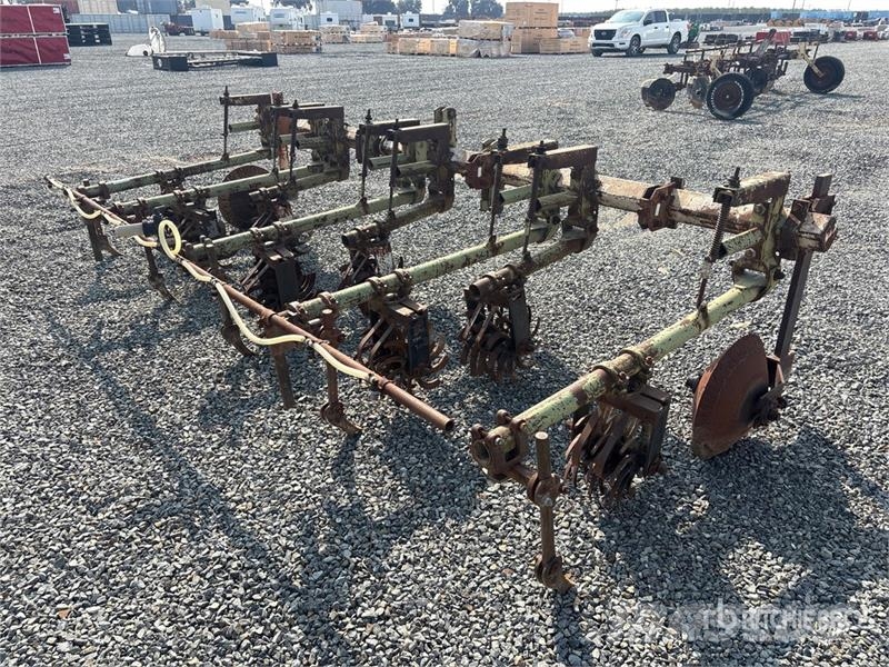  170 in 3-Point Cultivator ماكينات زراعية - غير ذلك