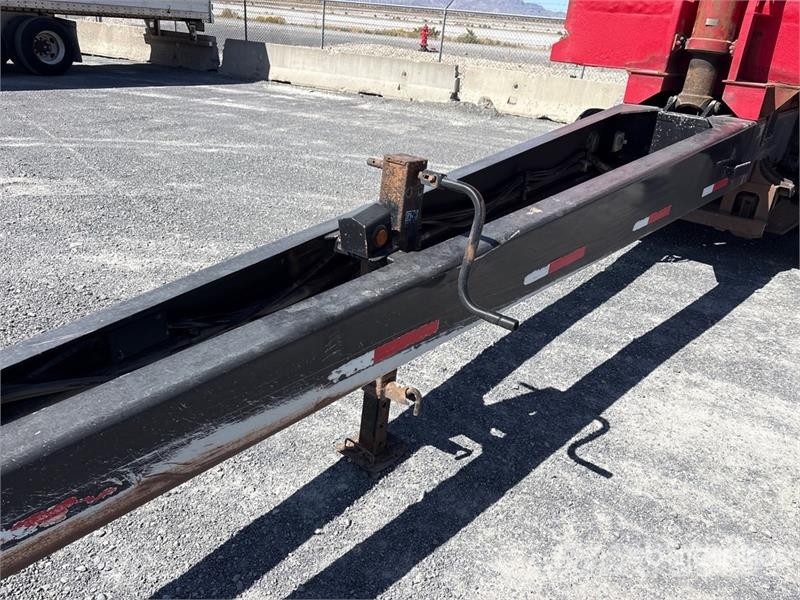  18 ft Tri/A Pup Dump Trailer Rimorchi ribaltabili