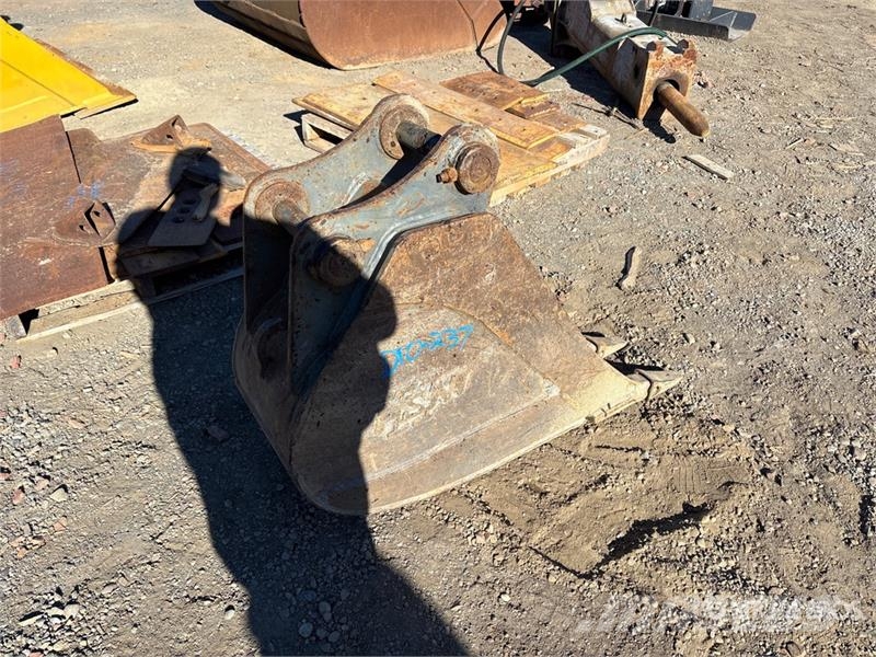  18 in Digging Excavator Bucket Cucharones