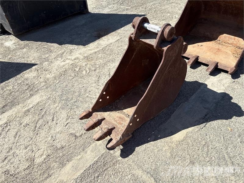 18 in Digging Excavator Bucket Kašike / Korpe