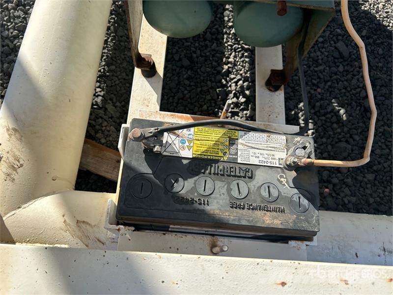  2 ft 4 in x 3 ft 10 in Aggregate Hopper Gradbeništvo - drugo