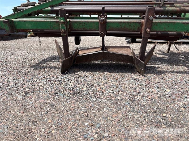 20 ft 8 in x 9 ft 7 in Plastic Mulch Layer Lauksaimniecība- Citi