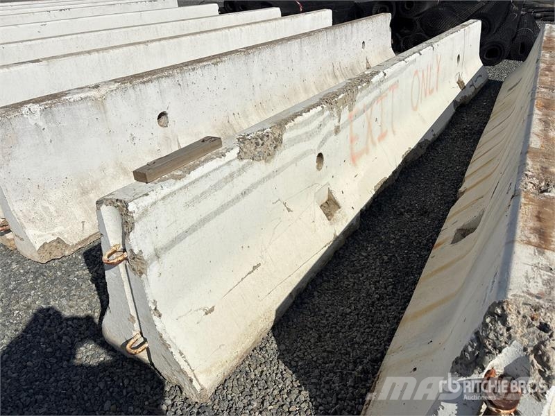 20 ft Concrete Barrier Drugi deli