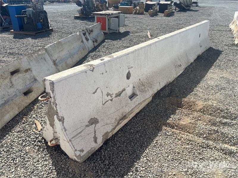  20 ft Concrete Barrier Outros componentes