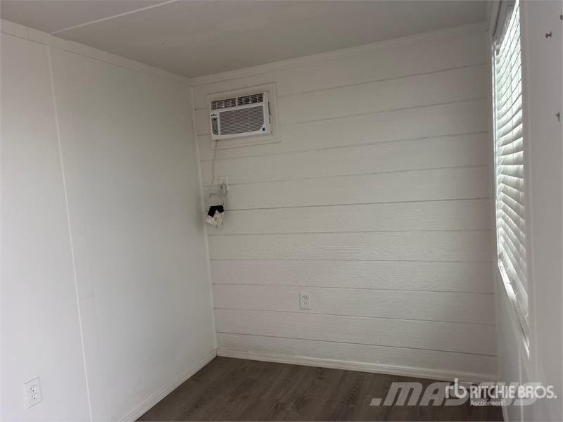 20 ft x 8 ft Mobile Office Építőipar - Egyebek