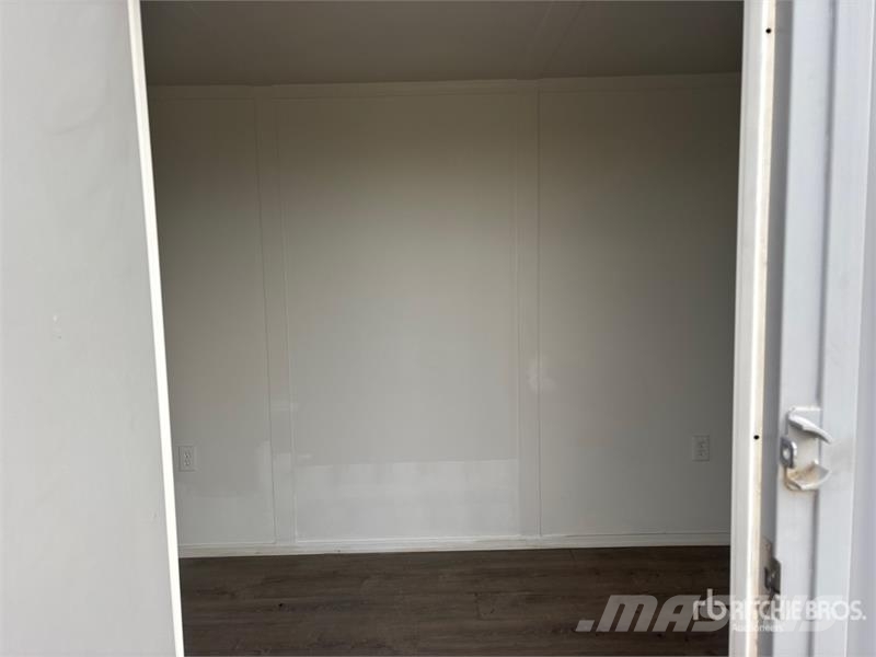 20 ft x 8 ft Mobile Office Építőipar - Egyebek