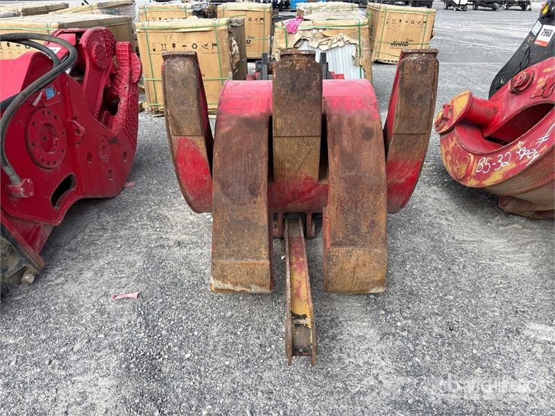20 in Excavator Grapple 兩爪吊夾