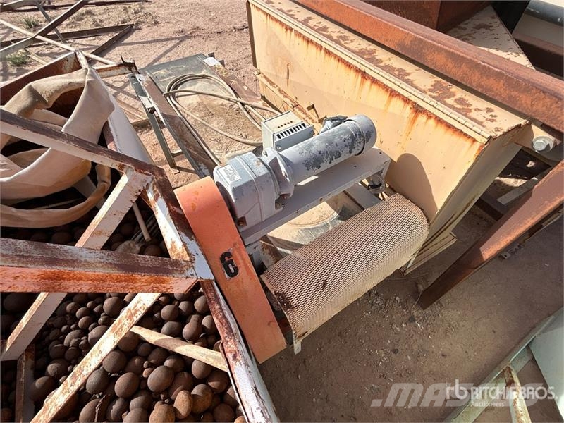 20 in x 7 ft Stationary Conveyor معدات البناء - غير ذلك
