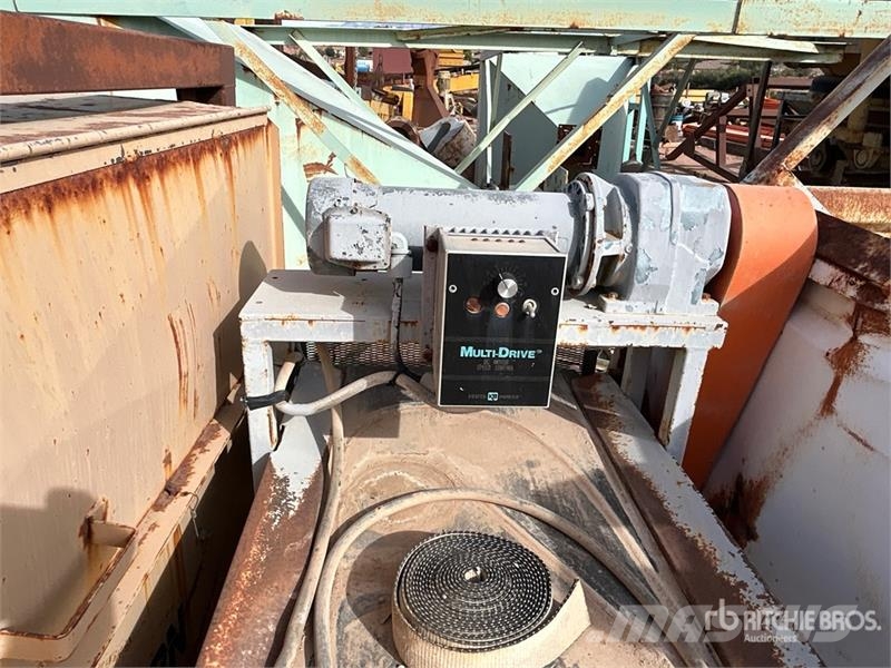 20 in x 7 ft Stationary Conveyor معدات البناء - غير ذلك