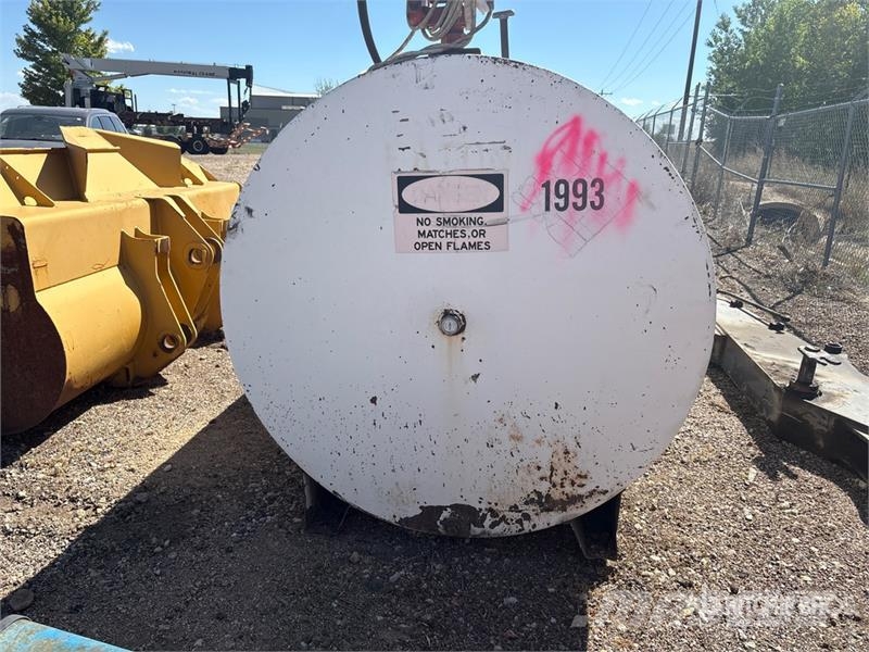 2000 gal Skid Mounted Steel Diesel Fuel Tank Fuel and additive tanks