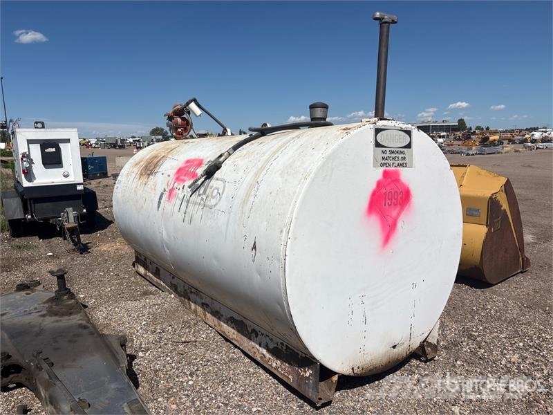 2000 gal Skid Mounted Steel Diesel Fuel Tank Fuel and additive tanks