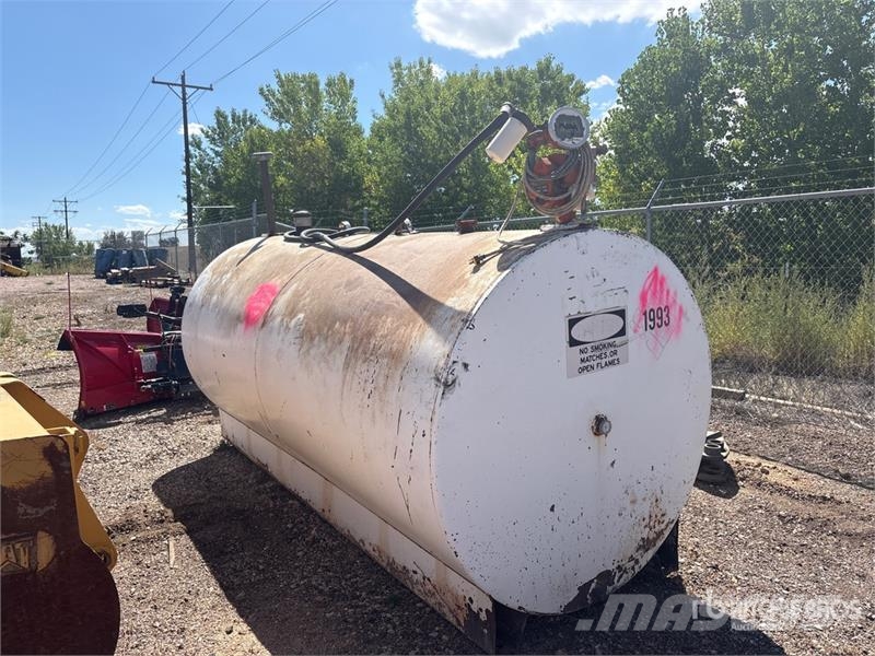 2000 gal Skid Mounted Steel Diesel Fuel Tank Fuel and additive tanks