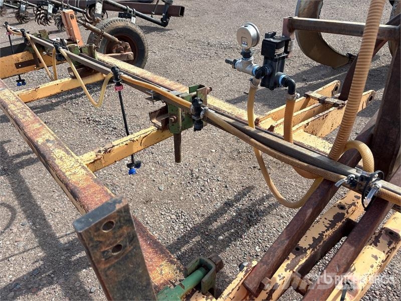 20ft Tool Bar with drop spray tips Other components