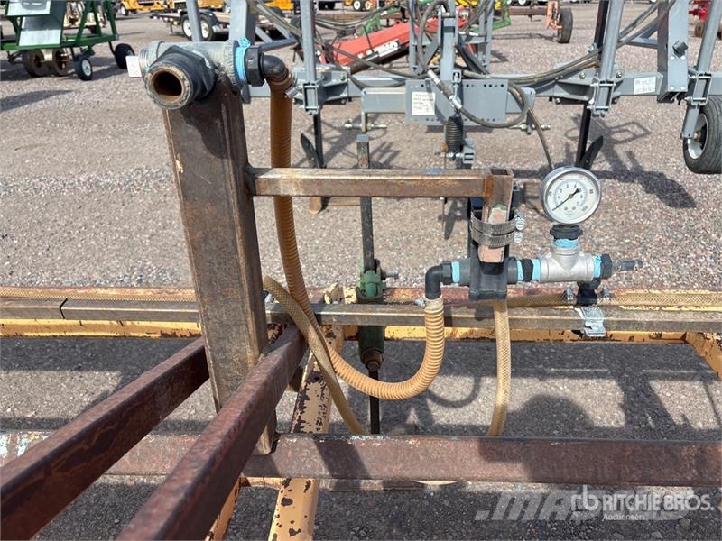 20ft Tool Bar with drop spray tips Other components