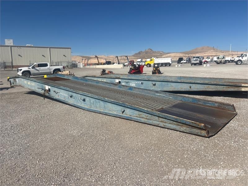 20SYS8436L Loading Dock Other components