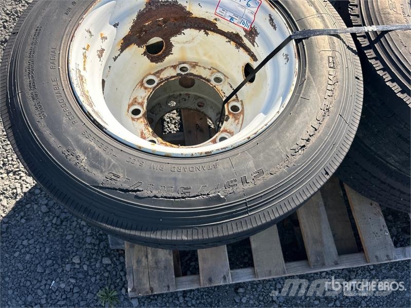  215/75R17.5 Tires الإطارات والعجلات والحافات