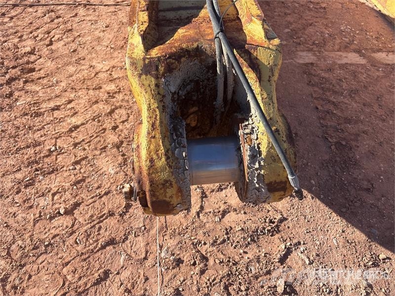 216 in Excavator Stick Drugi deli