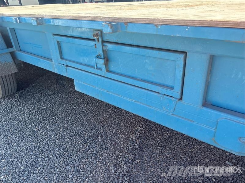  22 ft T/A Flatbed Trailer Remolques de cama baja
