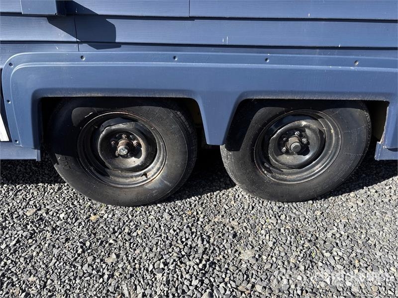 22 ft T/A Safety Smoke House Specialty Trailer 低架裝載車