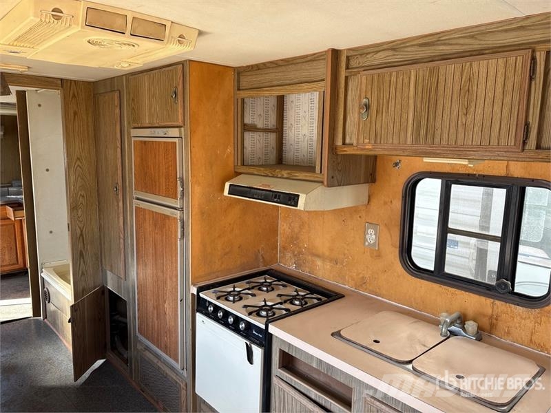  24 ft T/A Travel Trailer Otros remolques