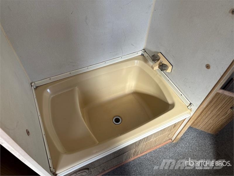  24 ft T/A Travel Trailer Otros remolques