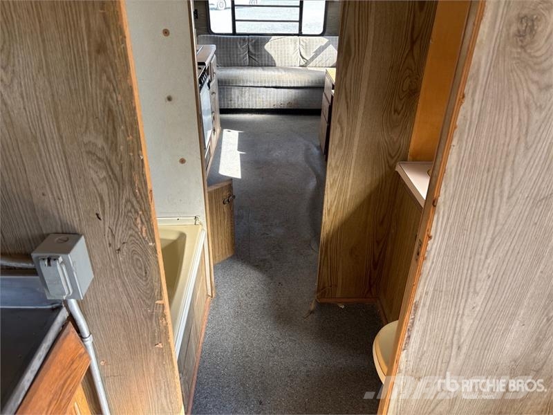  24 ft T/A Travel Trailer Otros remolques