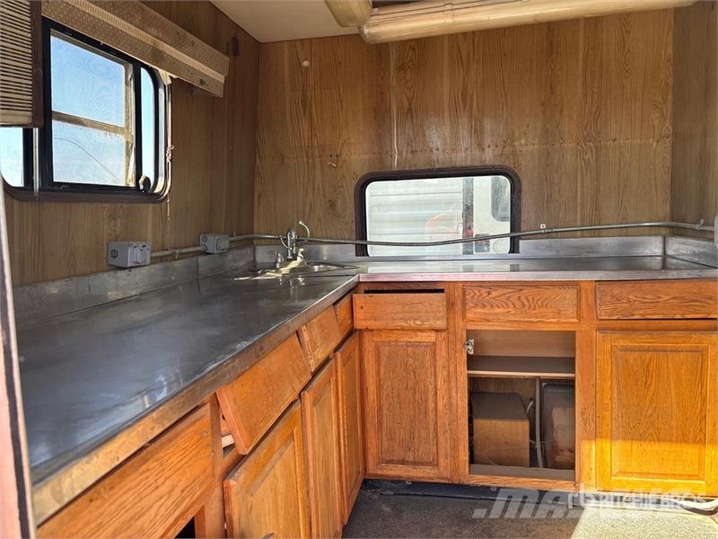  24 ft T/A Travel Trailer Otros remolques